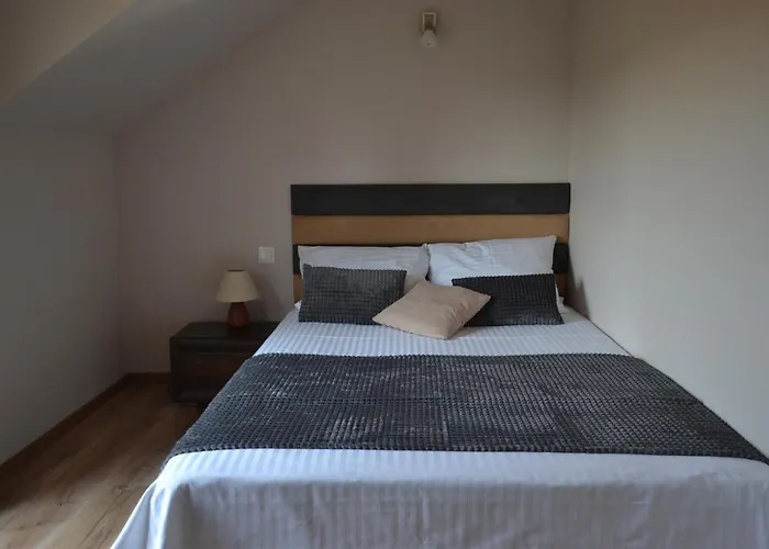 Sloneczne W Debinie *